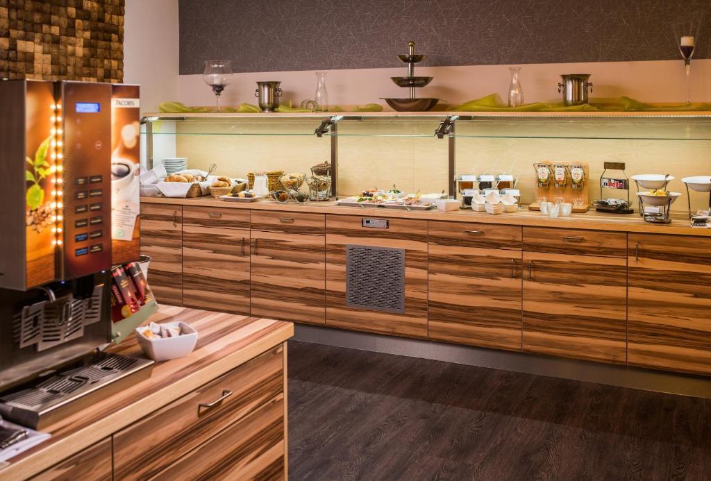 B&S Hotel Am Bachhaus Άιζεναχ Εξωτερικό φωτογραφία