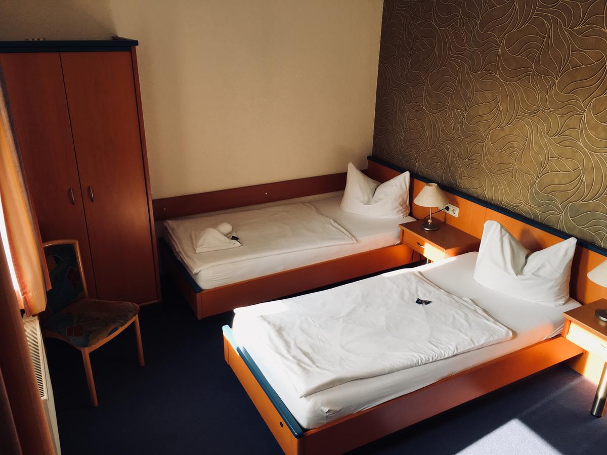 B&S Hotel Am Bachhaus Άιζεναχ Εξωτερικό φωτογραφία